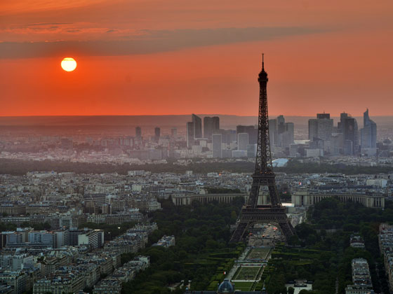 Photograph of Paris, Pixabay, CCO